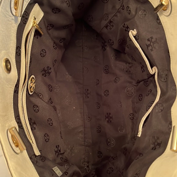 TORY BURCH black and white chain handle bag - Picture 4 of 9